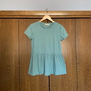 {For Gand PL} NWOT Short Sleeve Peplum Top